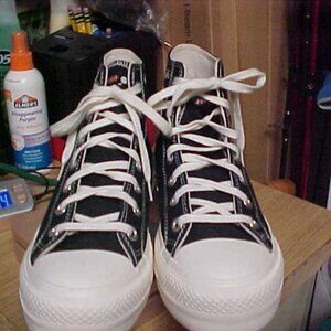 Converse Chuck Taylor All Star Canvas hi tops size 8